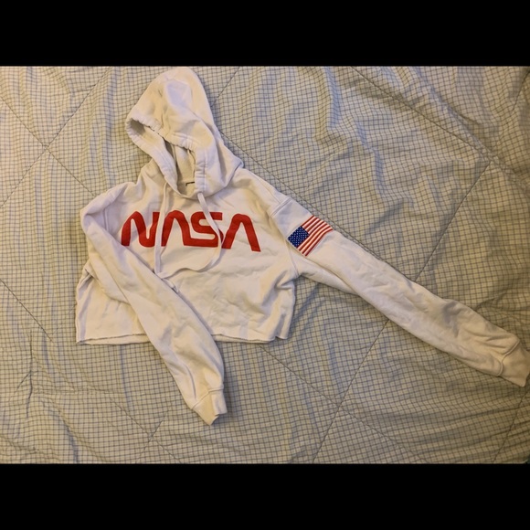💎Forever 21 nasa pullover crop hoodie - Picture 1 of 7